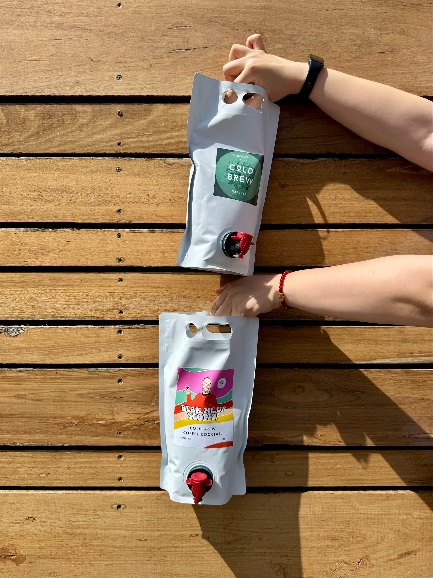 the Weekender cold brew & cocktail gift set (1.5L Cold Brew+ 1.5L Bean me up scotty coffee cocktail) Limited Time Only